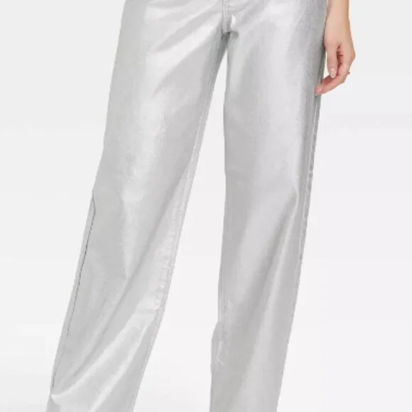 Women's Mid-Rise 90's Baggy Jeans - Universal Thread Metallic Wash - Picture 2 of 11